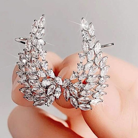 Silver Cubic Zircon Leaf Angel Wing Cuff Earrings - Picture 3 of 8